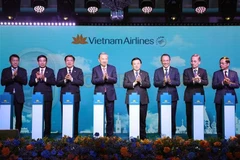 苏林总书记出席河内至莫斯科直达航线开通仪式。图自越通社