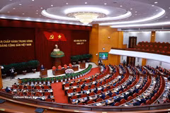 越共第十四届中央委员会第三次全体会议闭幕
