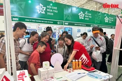 2025年首届秋季博览会不仅是推动经贸合作与品牌推广的重要平台,也成为践行社会责任的生动实践。图自越通社