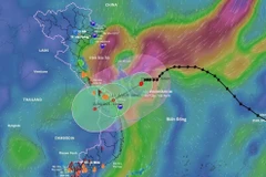 第12号台风逼近 从河静到广义将出现大暴雨。图自越通社