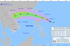 超强台风“桦加沙”转向西偏西北方向并持续增强。图自越南国家水文气象预报中心