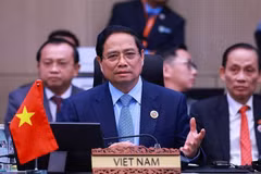 越南政府总理范明政出席会议。图自越通社
