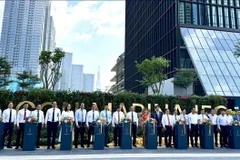 西贡滨海国际金融中心（Saigon Marina IFC）落成典礼在胡志明市西贡坊孙德胜街2号举行。图自越通社