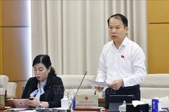 国会法律与司法委员会主席黄青松发表讲话。图自越通社