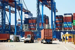 越南前5月贸易顺差46.7亿美元。图自越通社