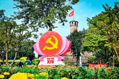 首都河内彩旗鲜花飘扬喜迎越南共产党第十四次全国代表大会。图自nhandan.vn