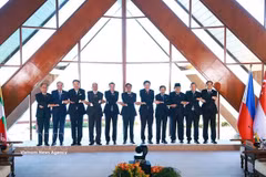 政府总理黎明兴出席东盟各国领导人非正式会议