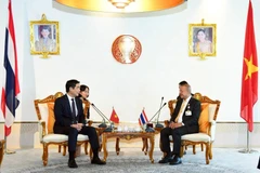 越南驻泰国大使范越雄礼节性拜会泰国上议院议长蒙坤·素拉沙乍(Mongkol Surasajja)。图自越通社