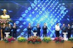 国家法律门户网站上线仪式在政府驻地举行。图自越通社