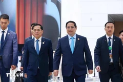 越南政府总理范明政一行出席世界经济论坛（WEF）第16届新领军者年会。图自越通社