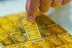 10月1日上午越南国内每两金条卖出价1.38亿越盾。图自thuonggiaonline.vn