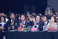 出席2025年越南民营经济论坛（VPSF）高级别对话会的代表。图自越通社