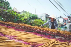 兴安省精心守护传统制香技艺