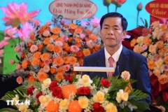 阮文方同志当选顺化市委书记。图自越通社