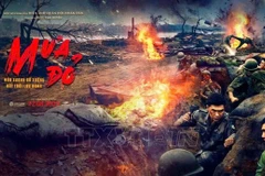 《红雨》取材于1972年广治古城81天保卫战，是20世纪最惨烈一战之一。此外，这部影片还重现了巴黎会议，展现了越南外交政策的气概和正义，为全面反映越南争取独立与和平的历程作出了贡献。图自越通社