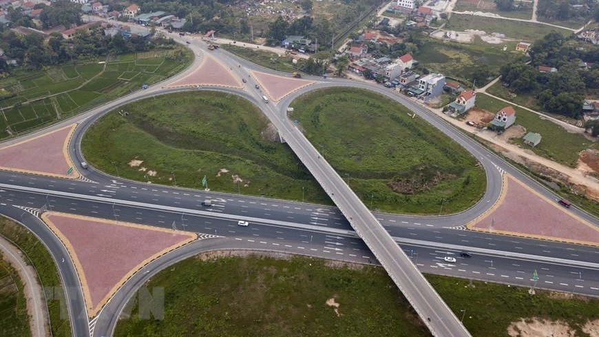 海防-广宁高速公路通往广安镇的交通枢纽。 图自越通社