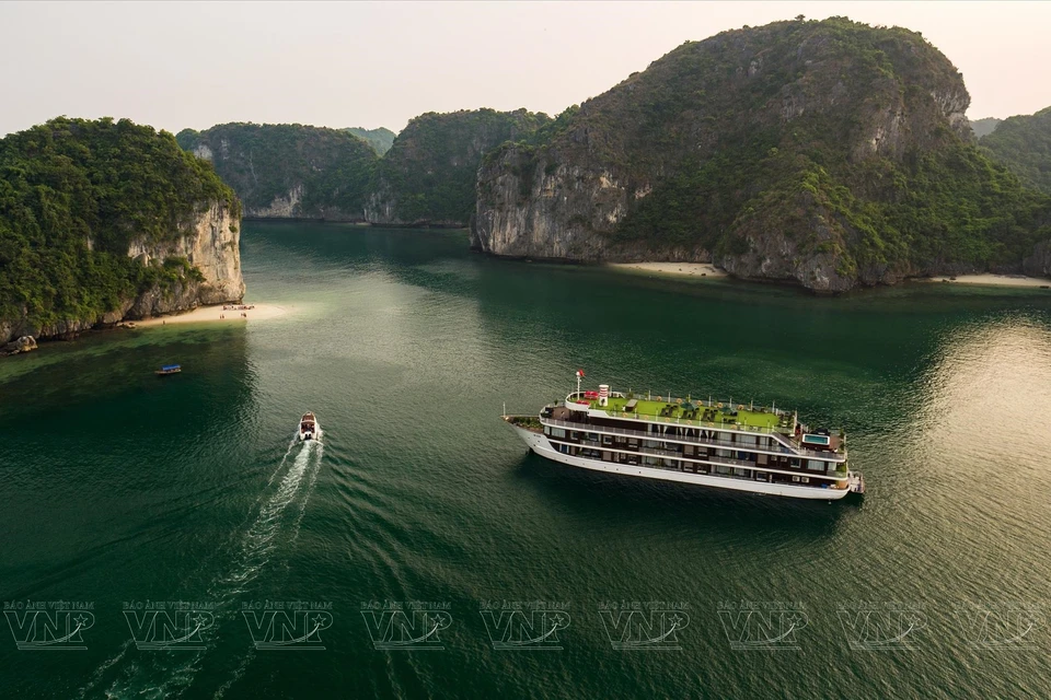 从高空俯瞰兰夏湾。图自越通社/越南画报