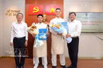 吴登科和黎江·帕特里克目前是胡志明市公安足球俱乐部的球员。图自越通社