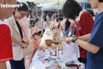 用传统艺术唤醒文化认同 引导孩子认知越南本色