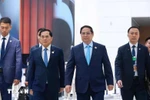 越南政府总理范明政一行出席世界经济论坛（WEF）第16届新领军者年会。图自越通社