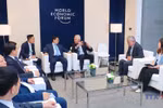 范明政总理会见世界经济论坛领导人