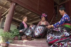 奠边省致力于保护与传承老族文化特色