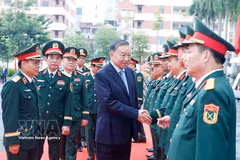 建设现代化炮兵导弹部队 在新形势下圆满完成各项任务