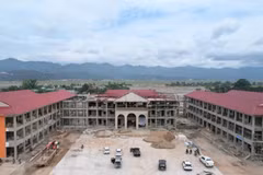 奠边省加快推进边境地区一贯制学校建设 确保如期竣工投入使用