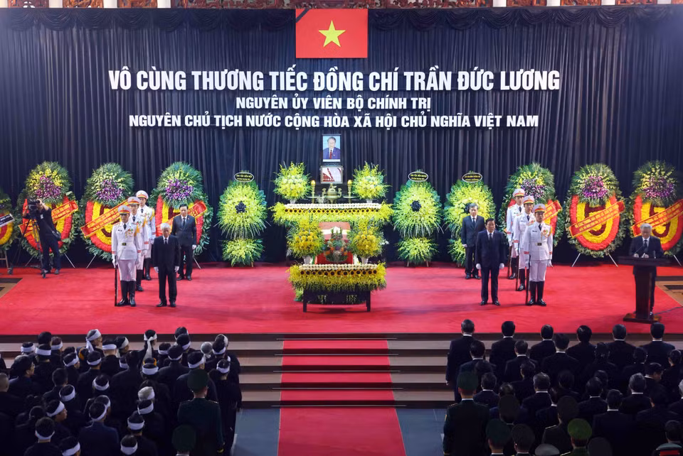 原越南国家主席陈德良的追悼会。图自越通社