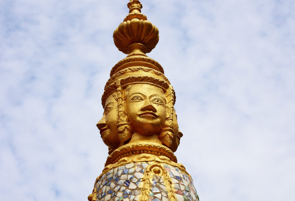 昂寺内四面佛巴扬(Bayon)雕像。图自越通社