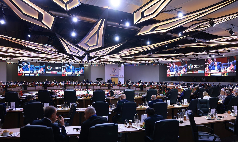 G20峰会全体会议现场。图自越通社