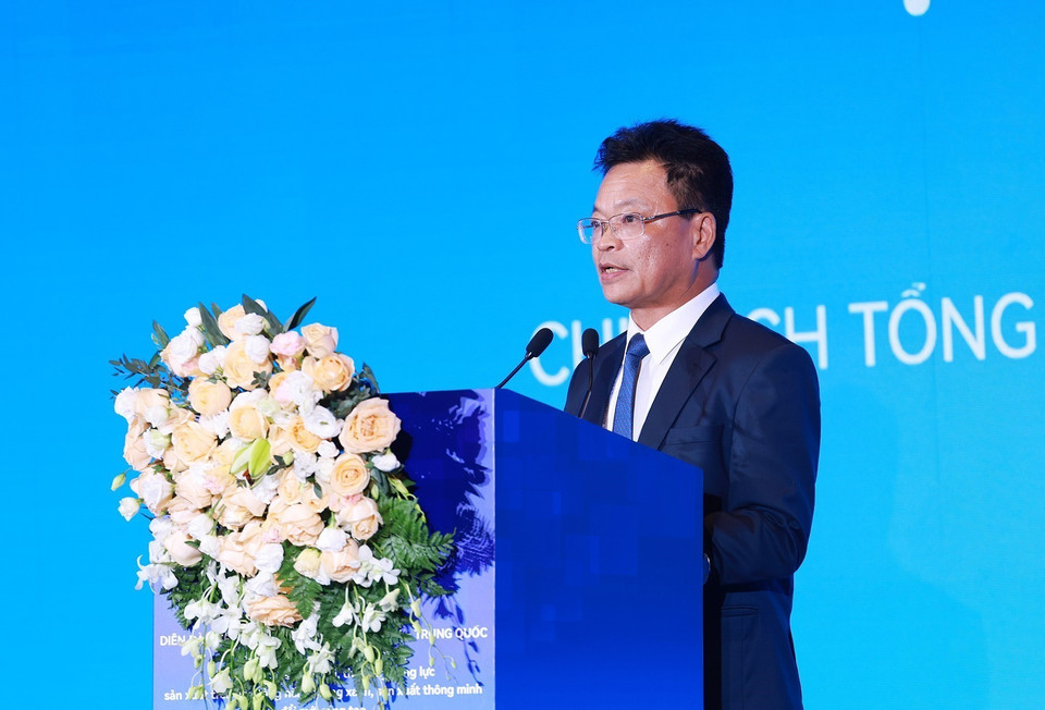 越南铁路总公司董事长邓士孟在越中企业论坛上发表讲话。图自越通社