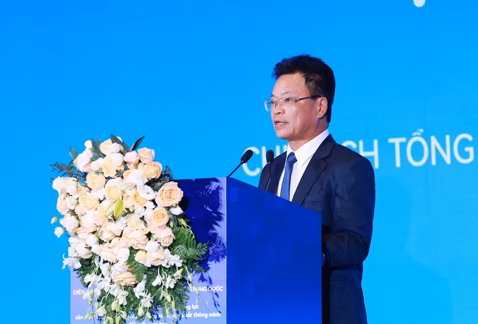 越南铁路总公司董事长邓士孟在越中企业论坛上发表讲话。图自越通社
