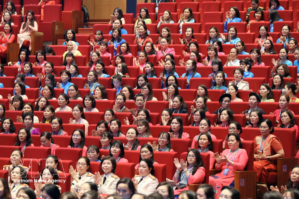 第十四次全国妇女代表大会隆重开幕式现场。图自越通社