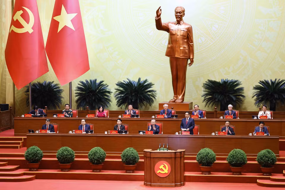 政府总理范明政代表主席团发言。图自越通社