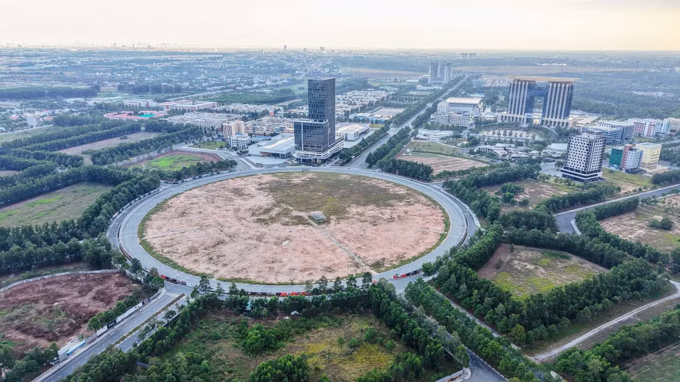 平阳新城文化-商业-服务区和A1中心站即将开建。图自越通社