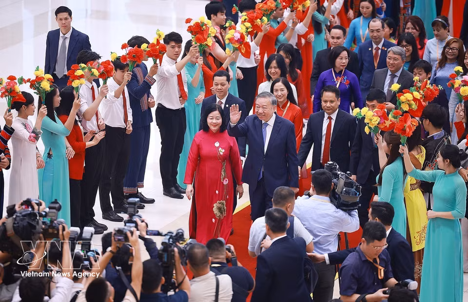 越共中央总书记、国家主席苏林出席大会开幕式。图自越通社