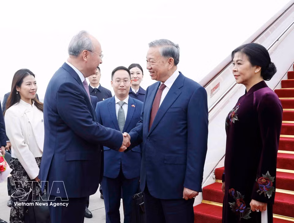 越共中央总书记、国家主席苏林和夫人欢迎仪式在北京国际机场举行。图自越通社