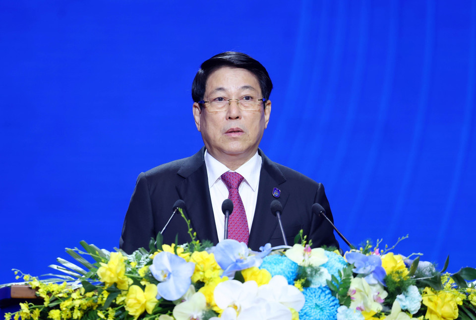越南国家主席梁强在《联合国打击网络犯罪公约》(又称《河内公约》)开放签署仪式及高级别会议开幕式上发表讲话。图自越通社