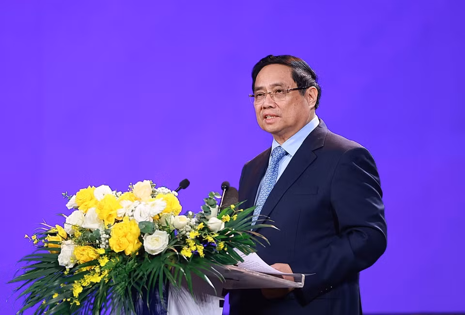 政府总理范明政在第十一届全国对外新闻奖颁奖仪式上发表指导性讲话。图自越通社