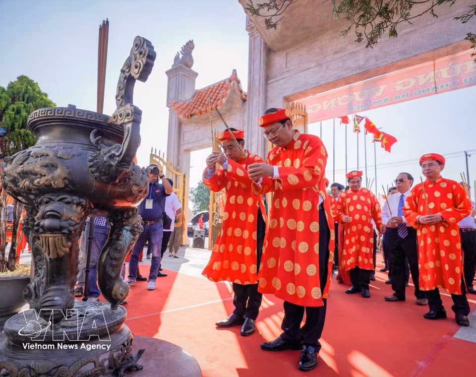 金瓯省在雄王庙（知沛乡交口邑）隆重举行2026年雄王祭祀大典。图自越通社