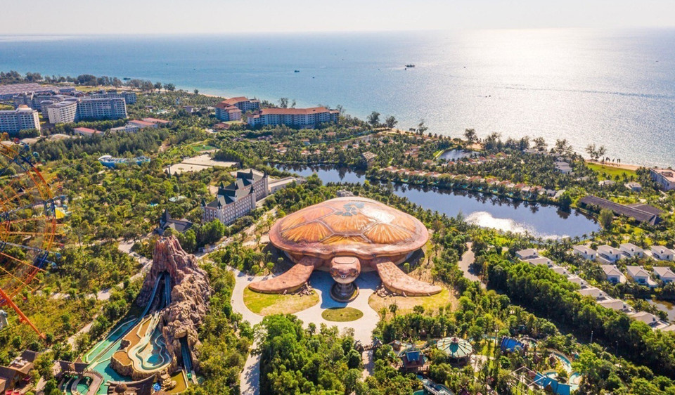坚江省富国岛水族馆的观光、旅游和体验区。图自越通社