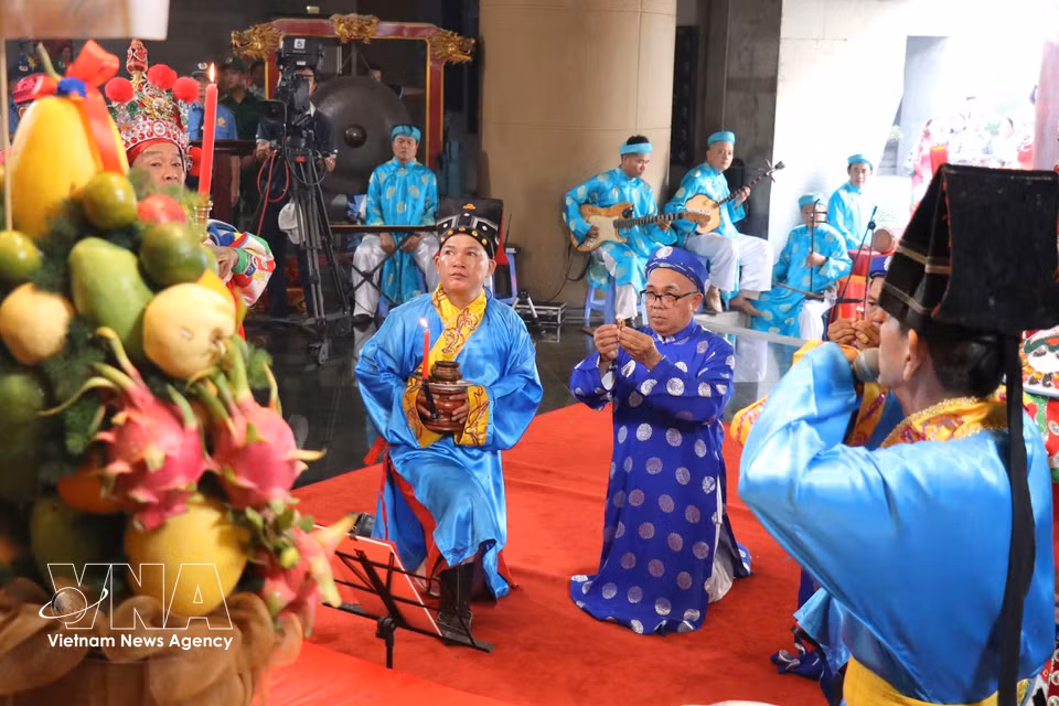 2026丙午年雄王祭祀大典的祭礼仪式。图自越通社