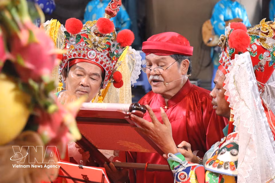 2026丙午年雄王祭祀大典的祭礼仪式。图自越通社