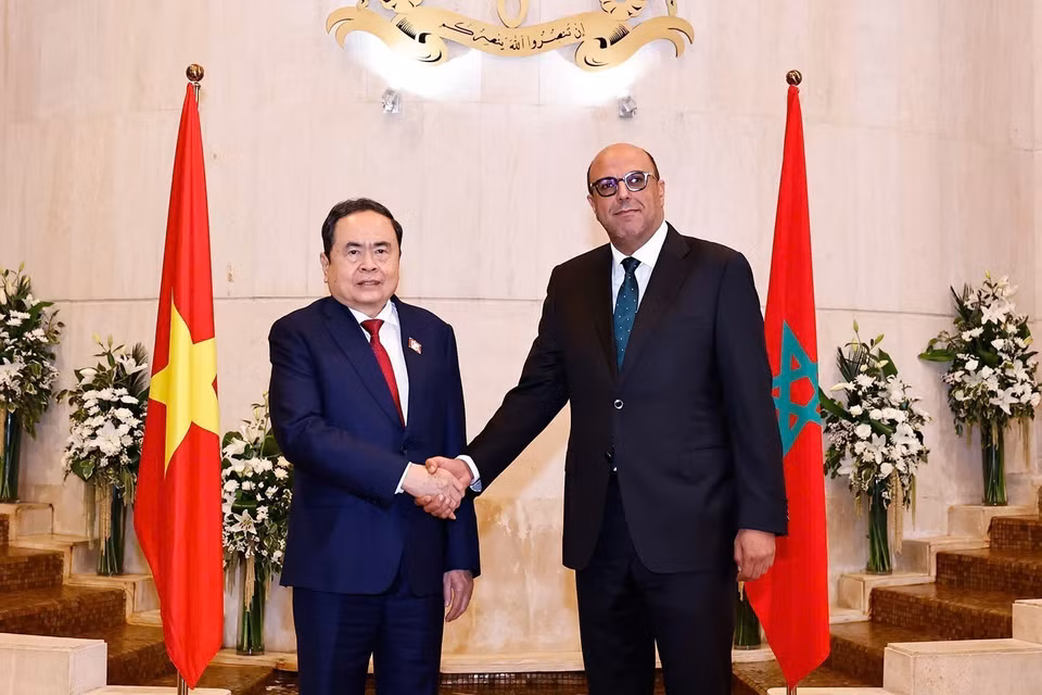 越南国会主席陈青敏会见摩洛哥参议院议长穆罕默德·乌尔德·埃拉希德。图自越通社