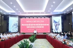 苏林总书记同奠边省委常委会领导举行会议