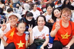 第一次综合演练：街道上挤满了等待的民众