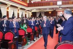 越共十四大： 越共中央党机关第一次党代会召开