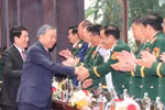 越共军队第十二次代表大会闭幕