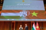 越南驻匈牙利大使裴黎泰与匈牙利国会常务副主席玛特劳伊•玛尔道共同出席于布达佩斯举办的越匈建交75周年（1950年2月3日－2025年2月3日）暨越南南方解放与国家统一50周年（1975年4月30日－2025年4月30日）纪念活动。图片来源：越通社转发